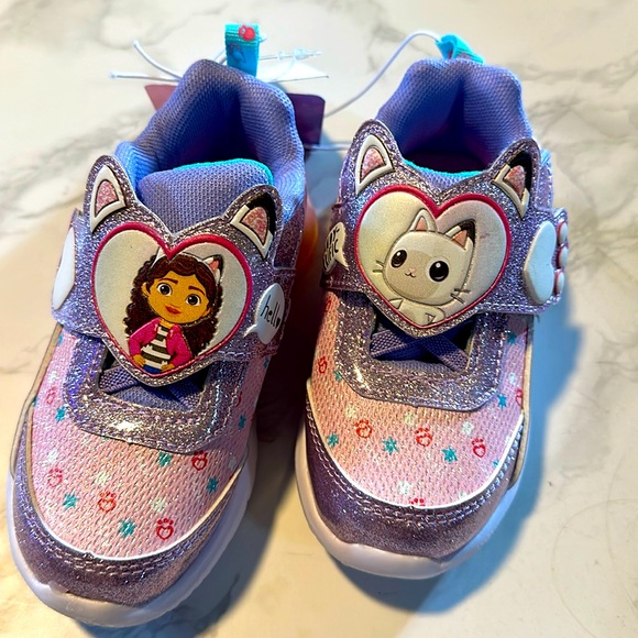 Gabby's Dollhouse Athletic Sneakers Toddler Girls size 7 - Picture 2 of 6